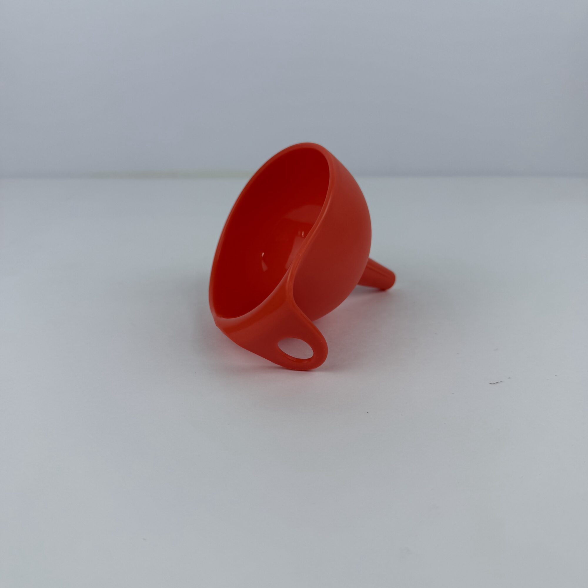 Plastic oil strainer 10cm red – 31725